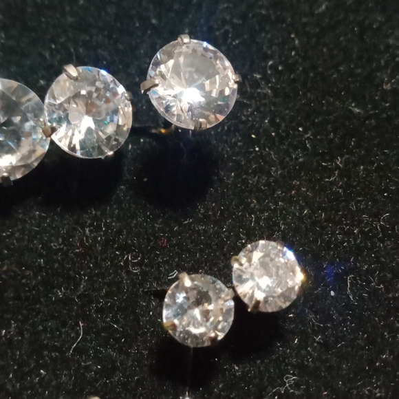 Surgical Steel Earrings Cubic Zirconia Stud Earrings 6 pairs - Picture 3 of 6